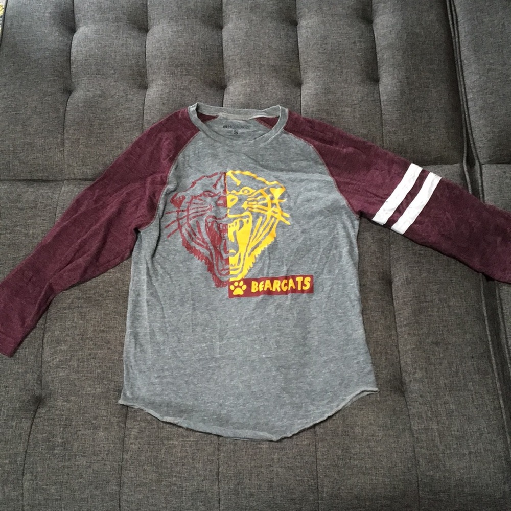 3/$15. Bearcats shirt size S